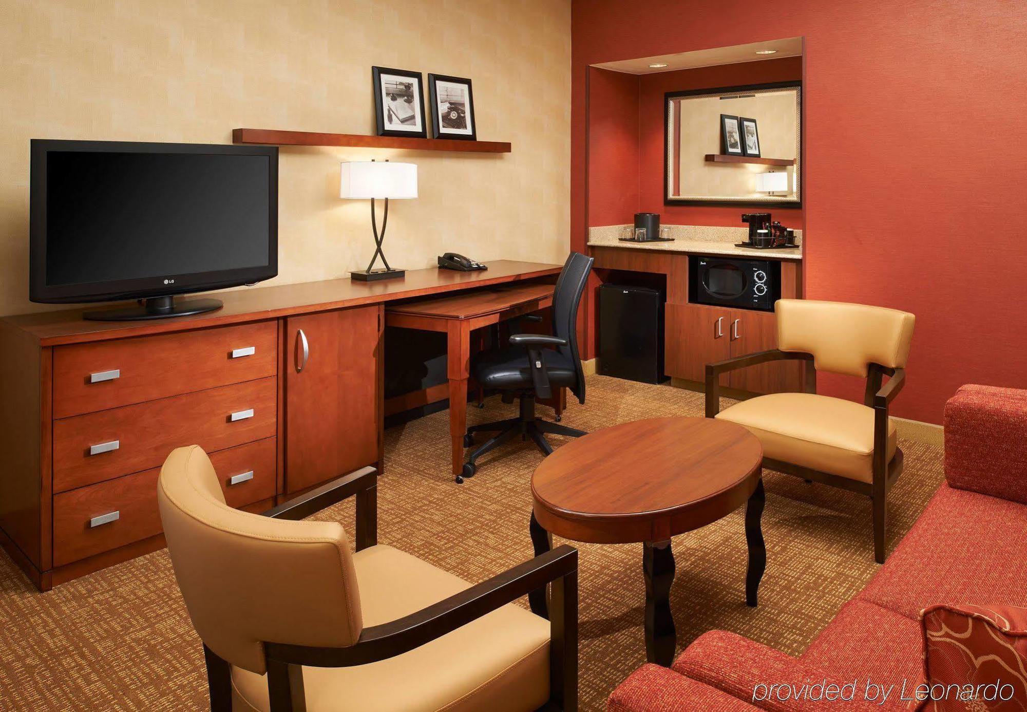 Courtyard By Marriott Chicago Naperville Room photo