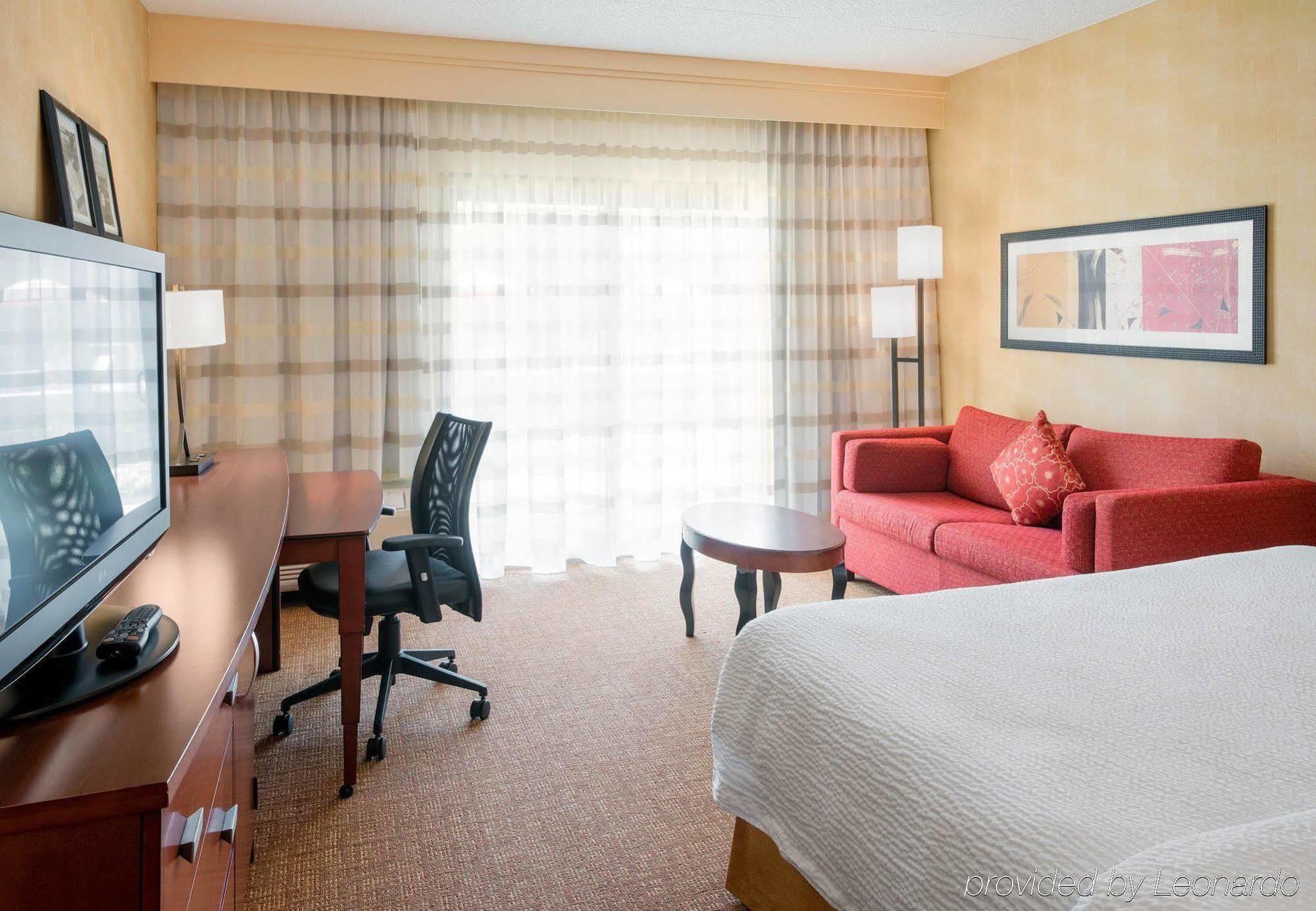 Courtyard By Marriott Chicago Naperville Exterior photo